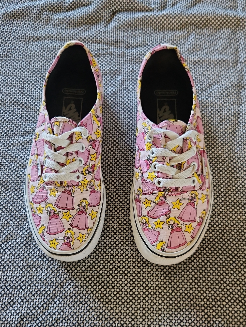 Vans-Nintendo x Authentic 'Princess Peach'